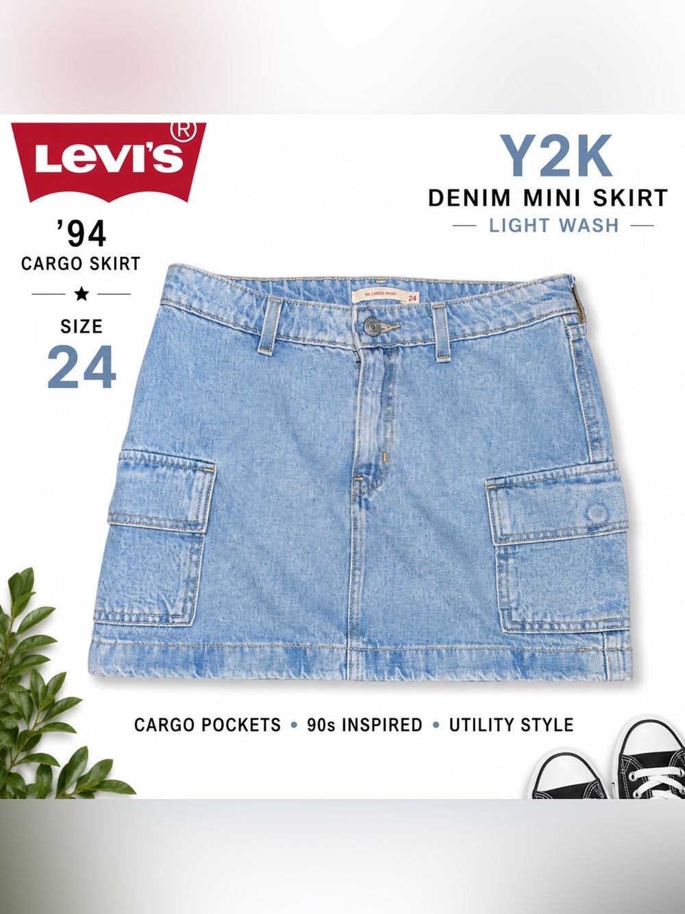 Levi’s ’94 Cargo Denim Mini Skirt Size 24 
Light Wash Y2K Utility